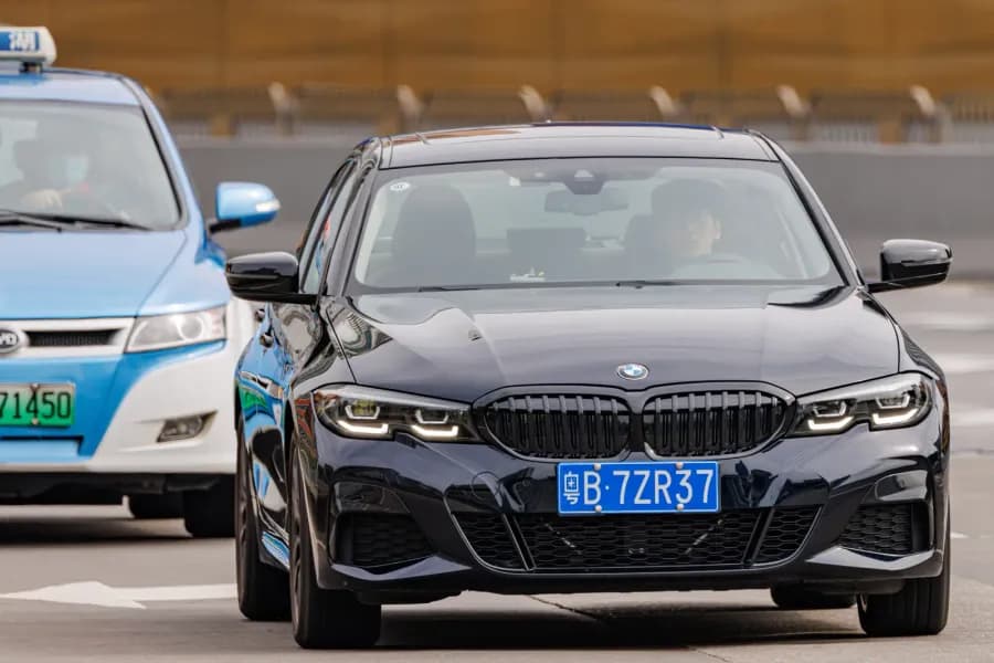 BMW 3-Series, 2019